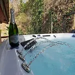 Дом отдыха La D'achille - Ла-Рош-ан-Арден